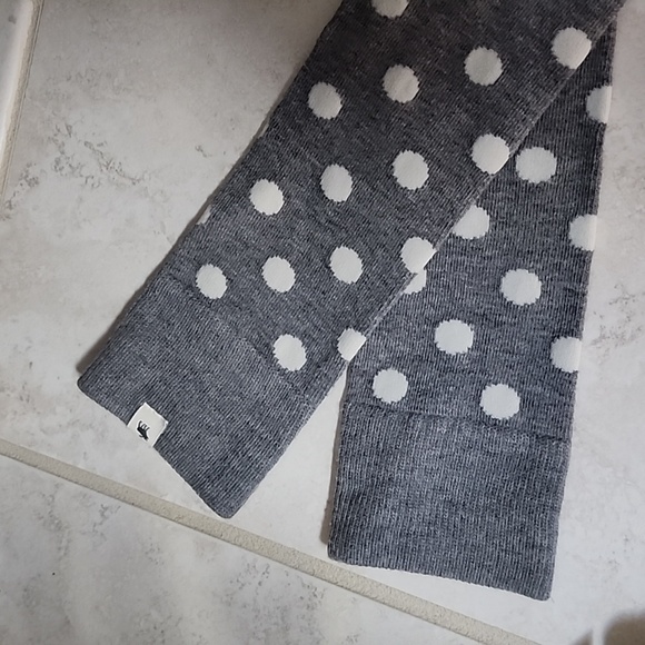 🩶 ABERCROMBIE Light Gray/Cream Polka Dot BOOT SOCKS 🩶 - Picture 2 of 6